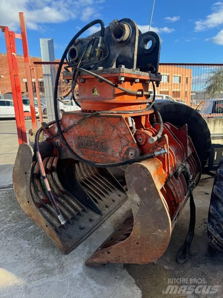 NPK D 3500 Greifer
