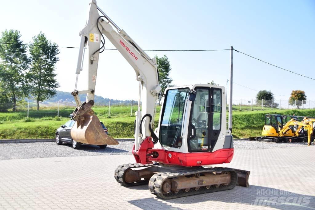 Takeuchi TB250 , A/C Minibagger < 7t