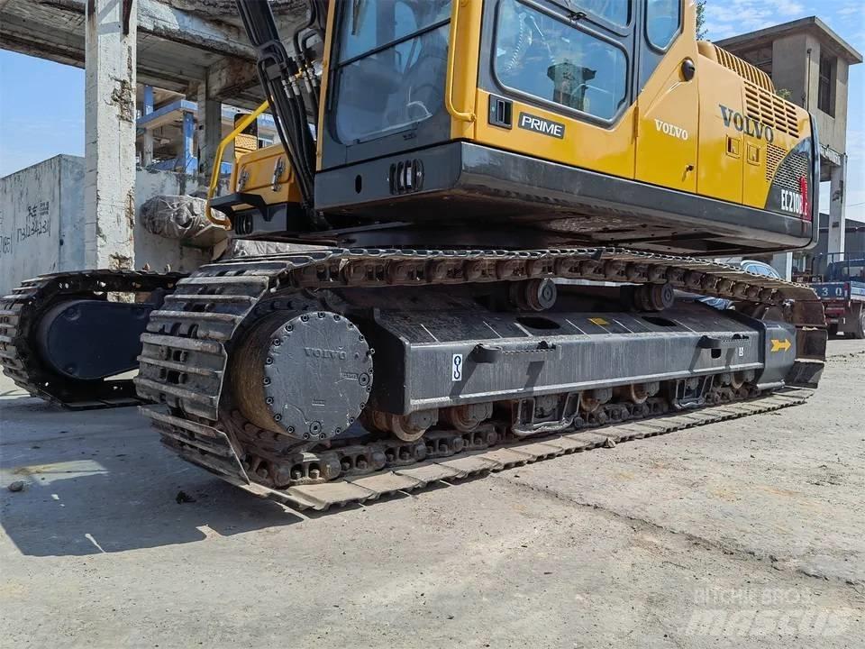Volvo EC 210 B LC Midibagger  7t - 12t