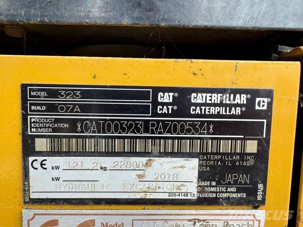 CAT 323 Raupenbagger