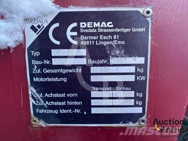Demag DF 90 P Strassenfertiger