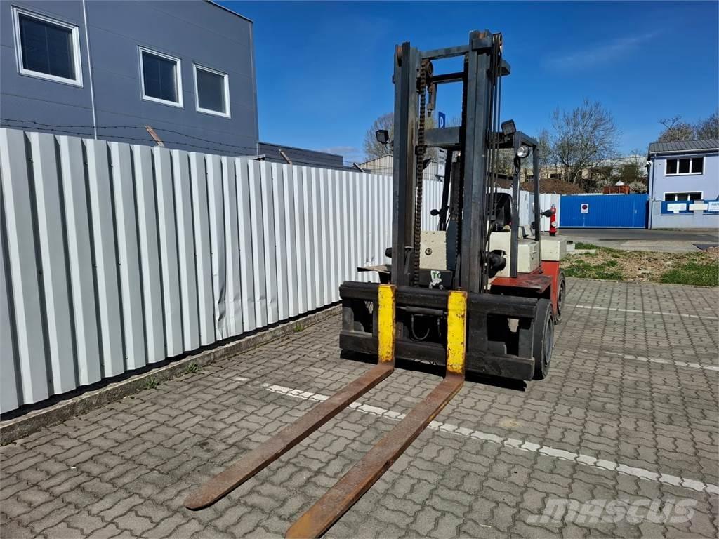Nissan DF05A60U Dieselstapler