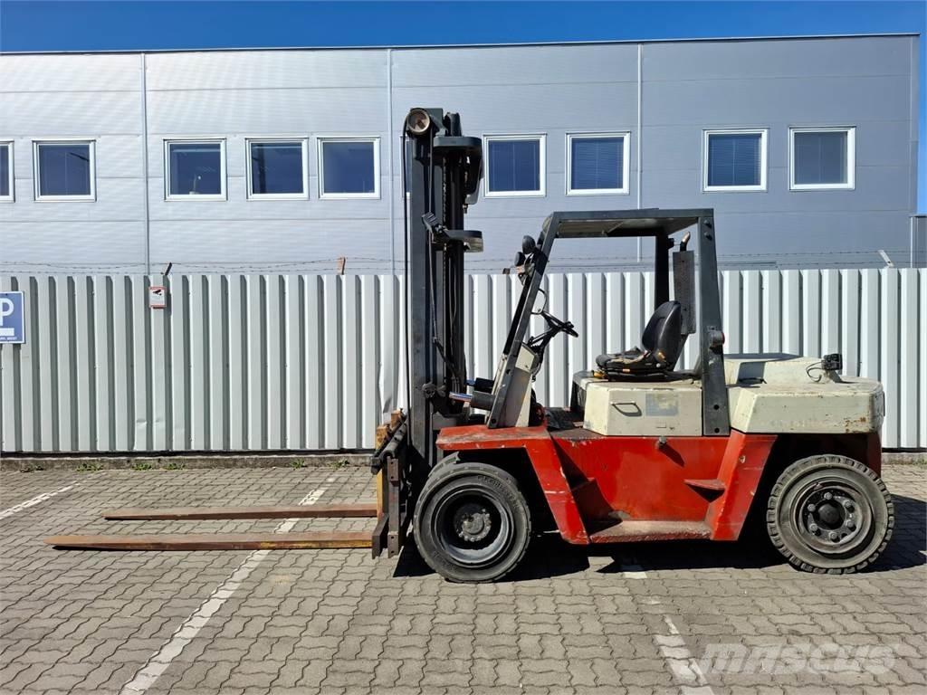 Nissan DF05A60U Dieselstapler