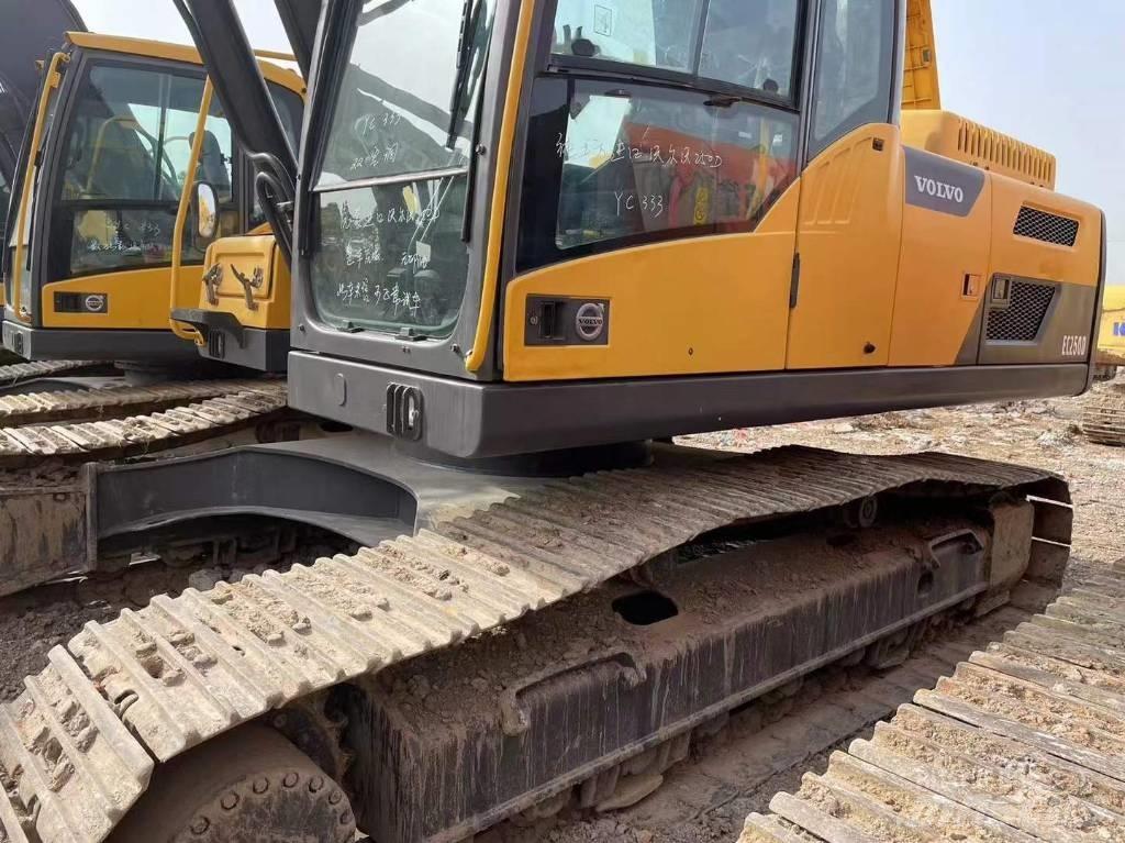Volvo EC 250 D Raupenbagger