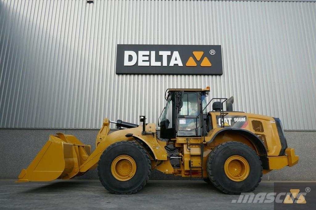 CAT 966M Radlader