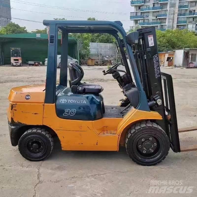 Toyota FD 30 Dieselstapler