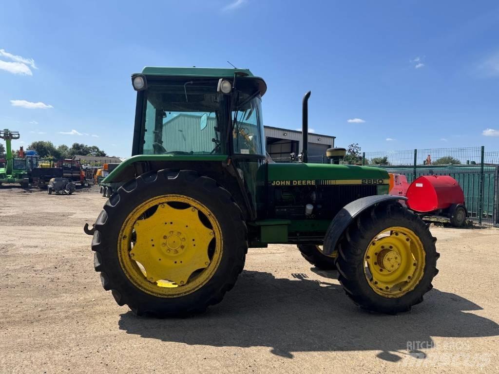 John Deere 2850 Traktoren