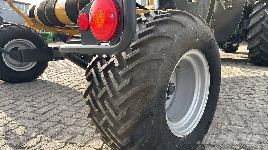 Tanco A100-EH Feldhäcksler