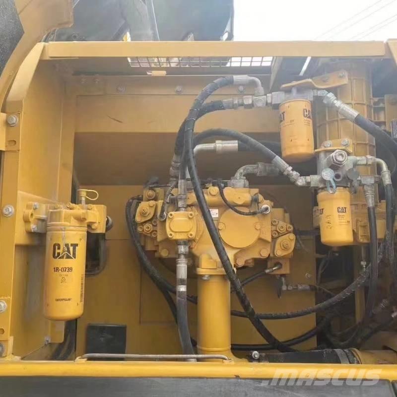 CAT 329 D Raupenbagger
