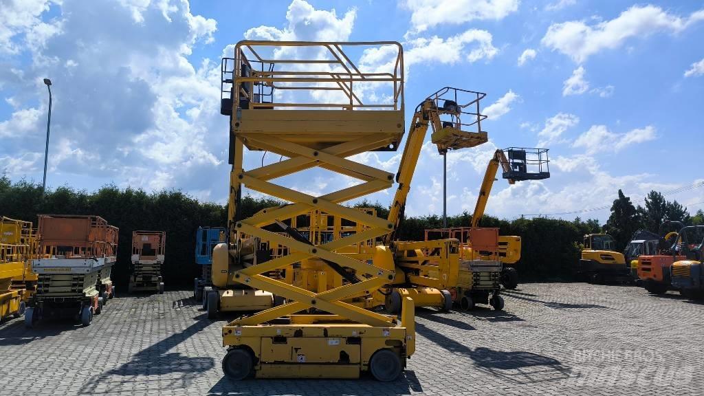 Haulotte Compact 10 Scheren-Arbeitsbühnen