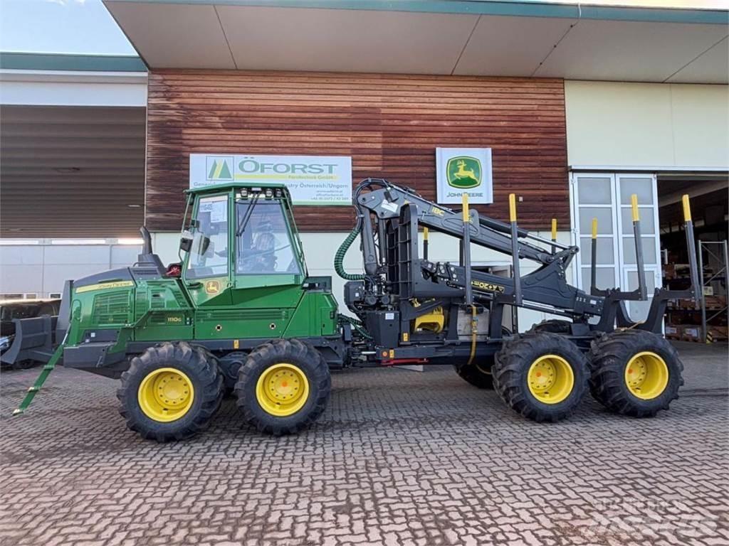 John Deere 1110 G Forwarder
