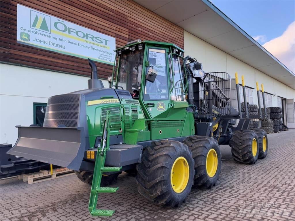 John Deere 1110 G Forwarder