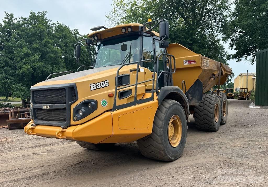 Bell B 30 E Dumper - Knickgelenk