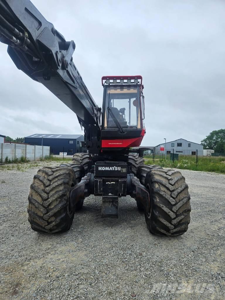 Komatsu 911.5 Harvester