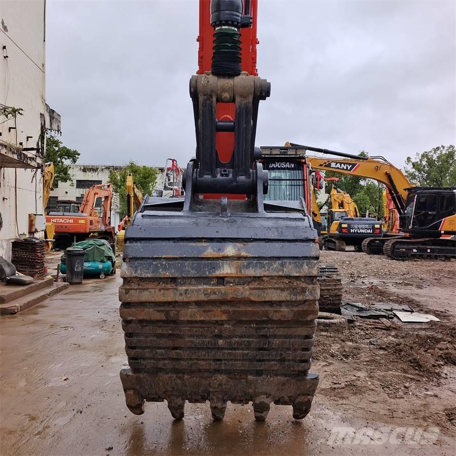 Doosan DX340LC Raupenbagger