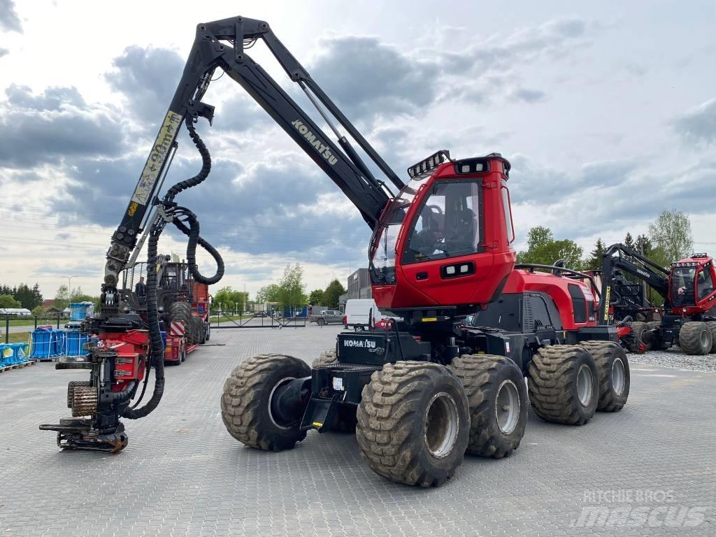 Komatsu 901 XC Harvester