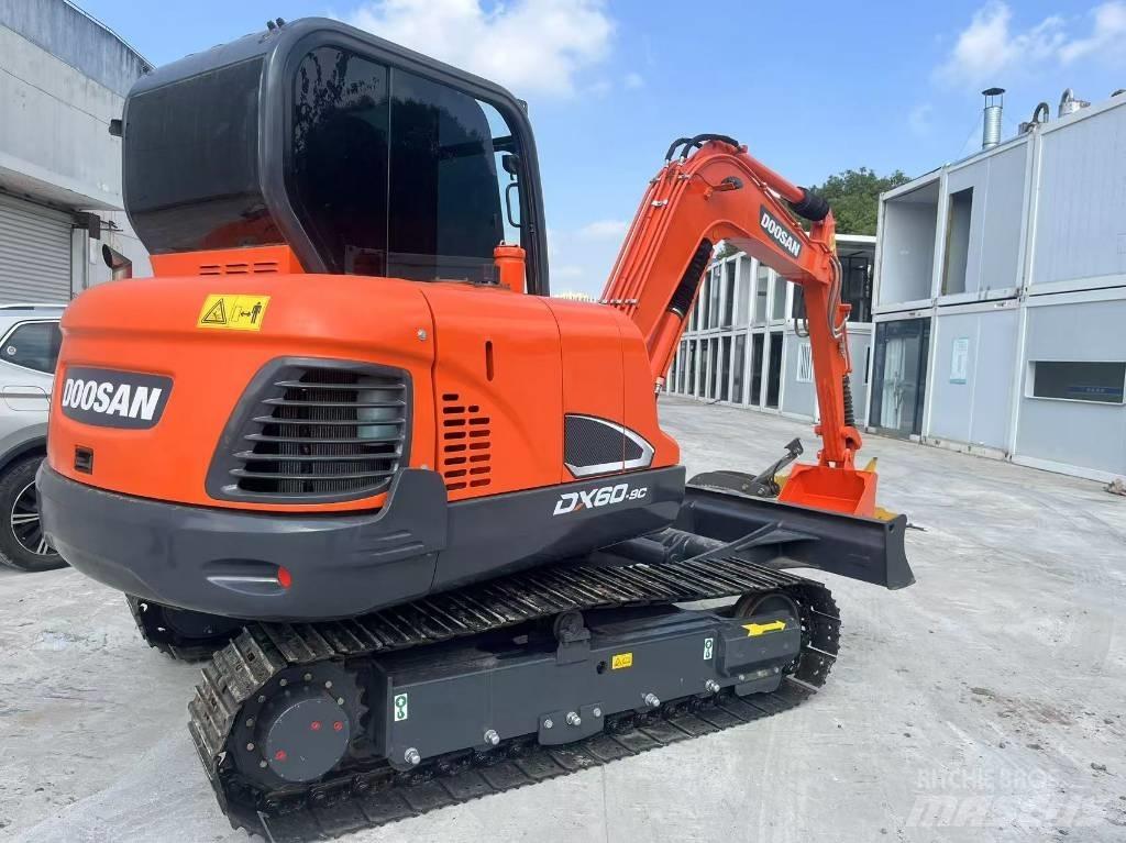 Doosan DX 60 Raupenbagger