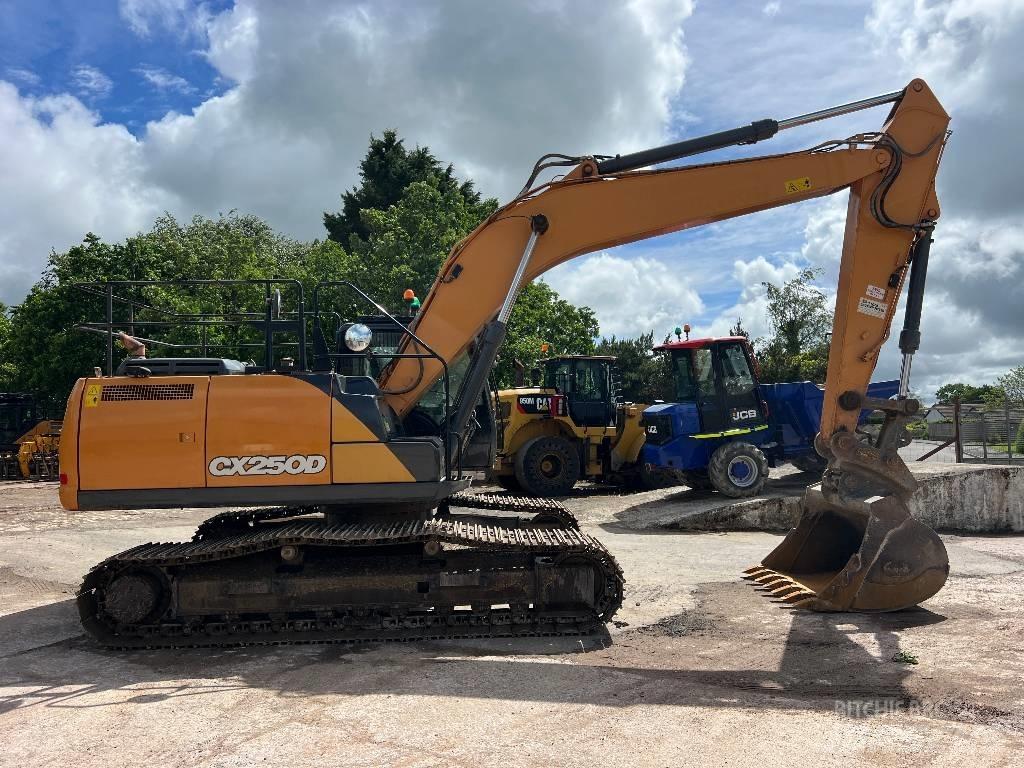 CASE CX 250 D Raupenbagger