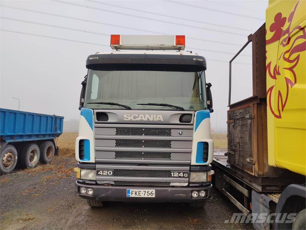 Scania G124 Kranwagen