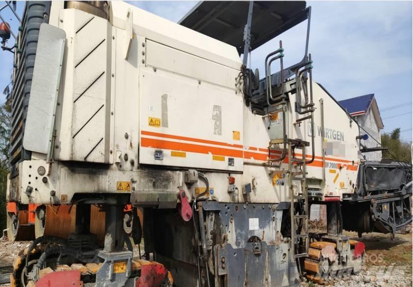 Wirtgen W2000 Asphaltfräsen