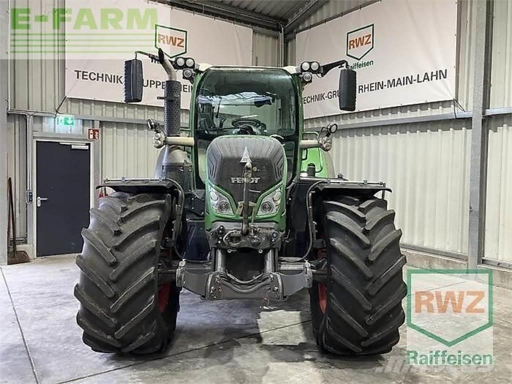 Fendt 724 vario Traktoren