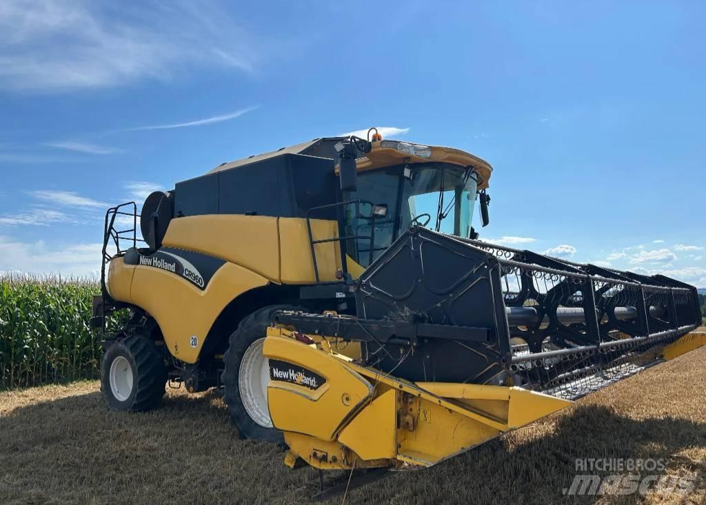 New Holland CR 960 Mähdrescher