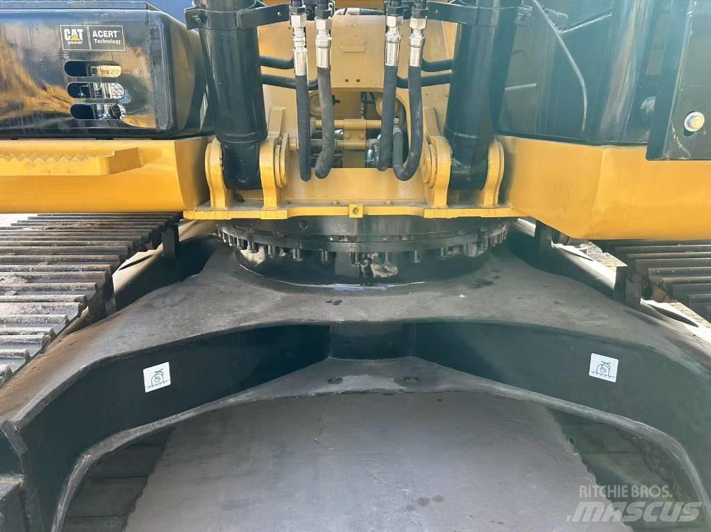 CAT 320 D2 Raupenbagger