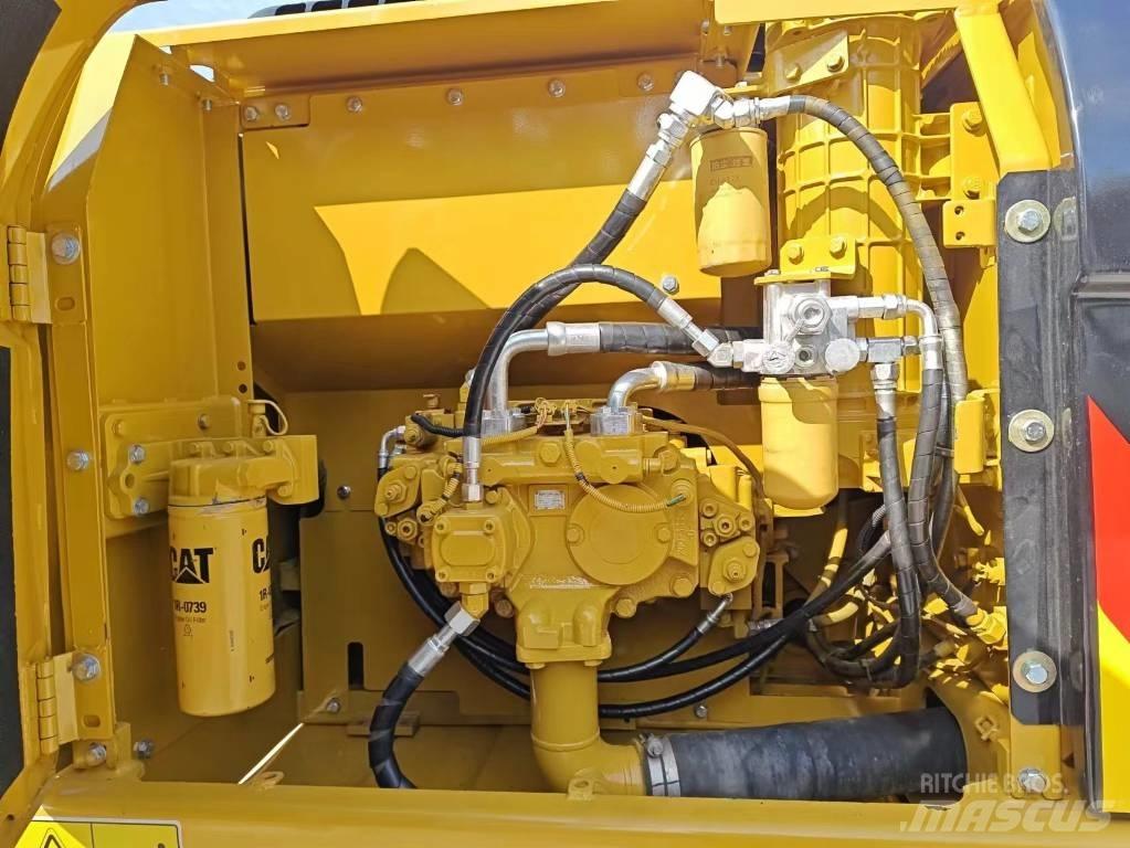 CAT 320 D2 Raupenbagger