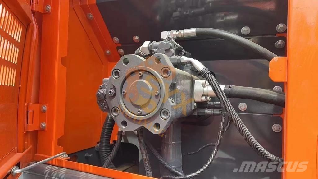 Doosan DX 225 LC Raupenbagger