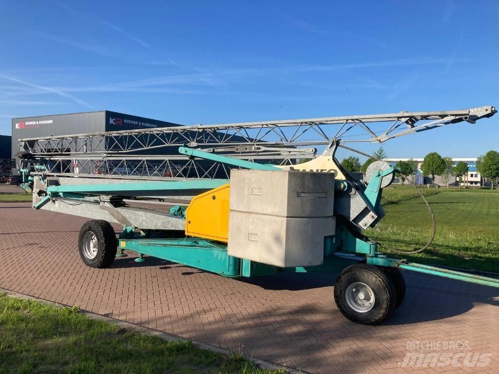 Cattaneo CM76B Selbstaufrichtende Krane