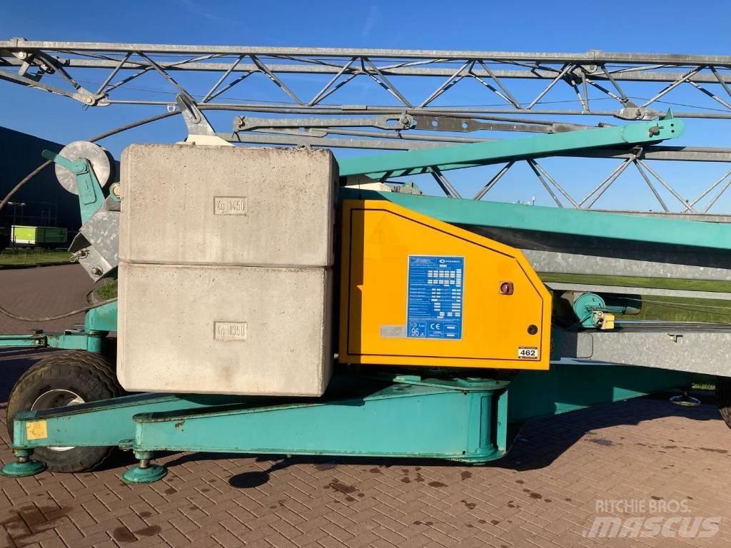 Cattaneo CM76B Selbstaufrichtende Krane