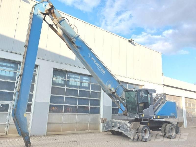 Fuchs MHL 350 F Materialumschlag