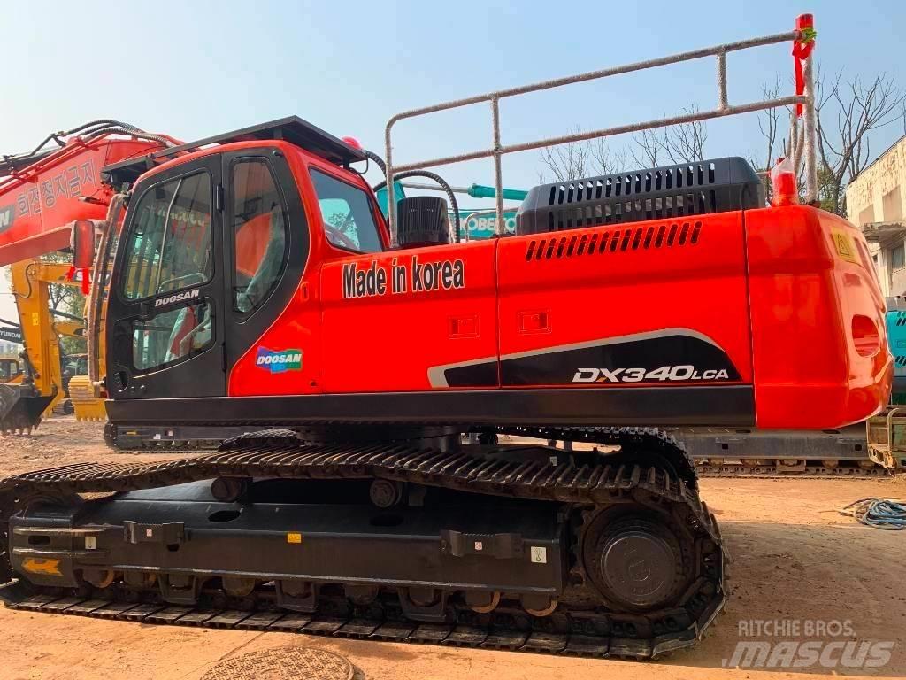 Doosan DX 340 LCA Raupenbagger