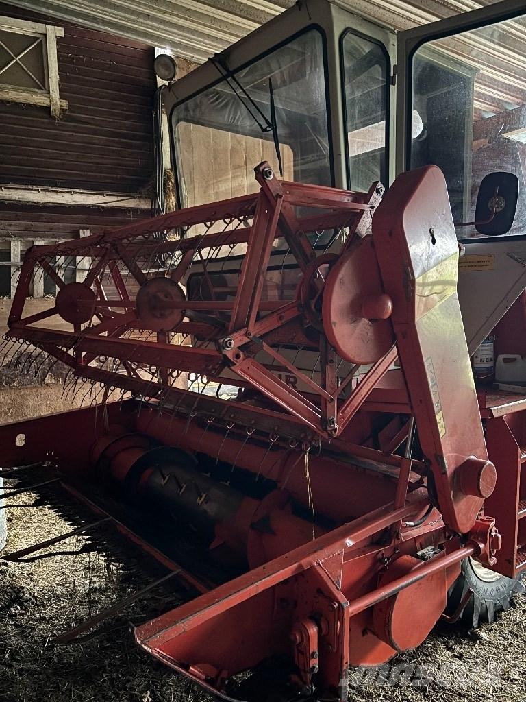 Deutz M750 Mähdrescher
