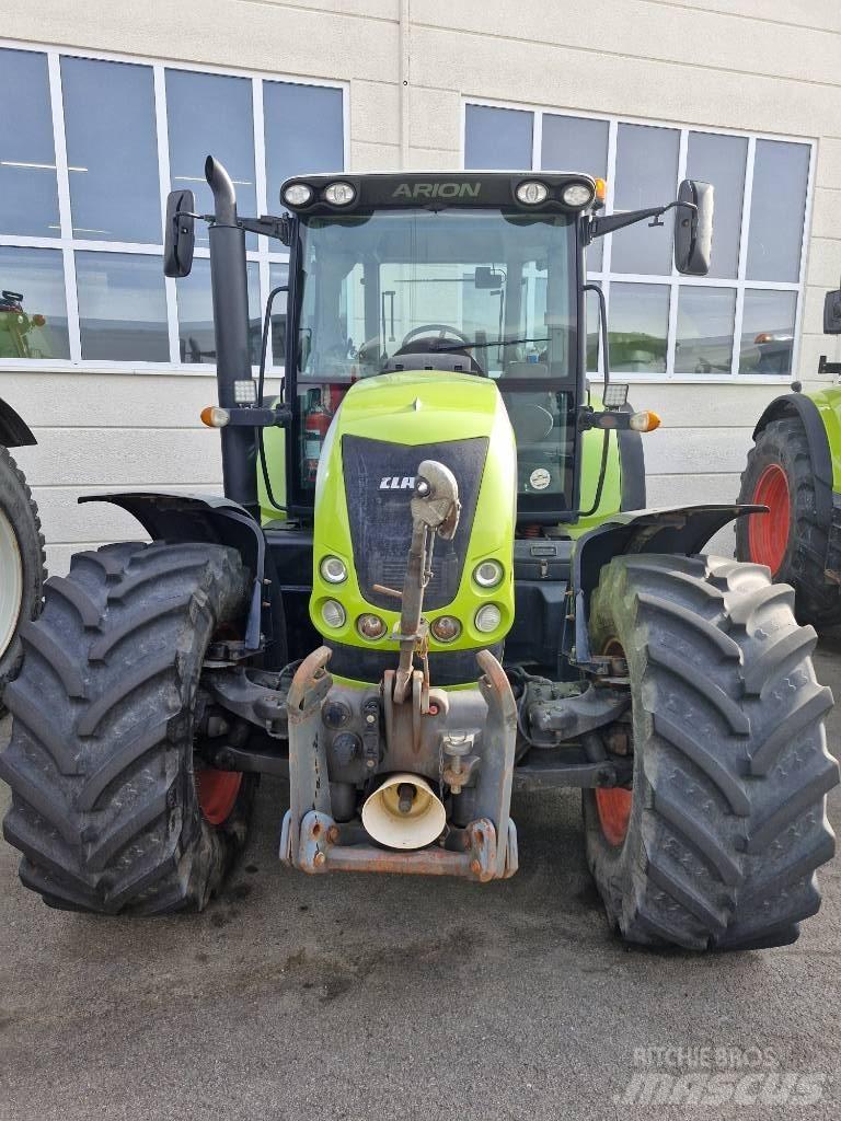 CLAAS Arion 640 Traktoren