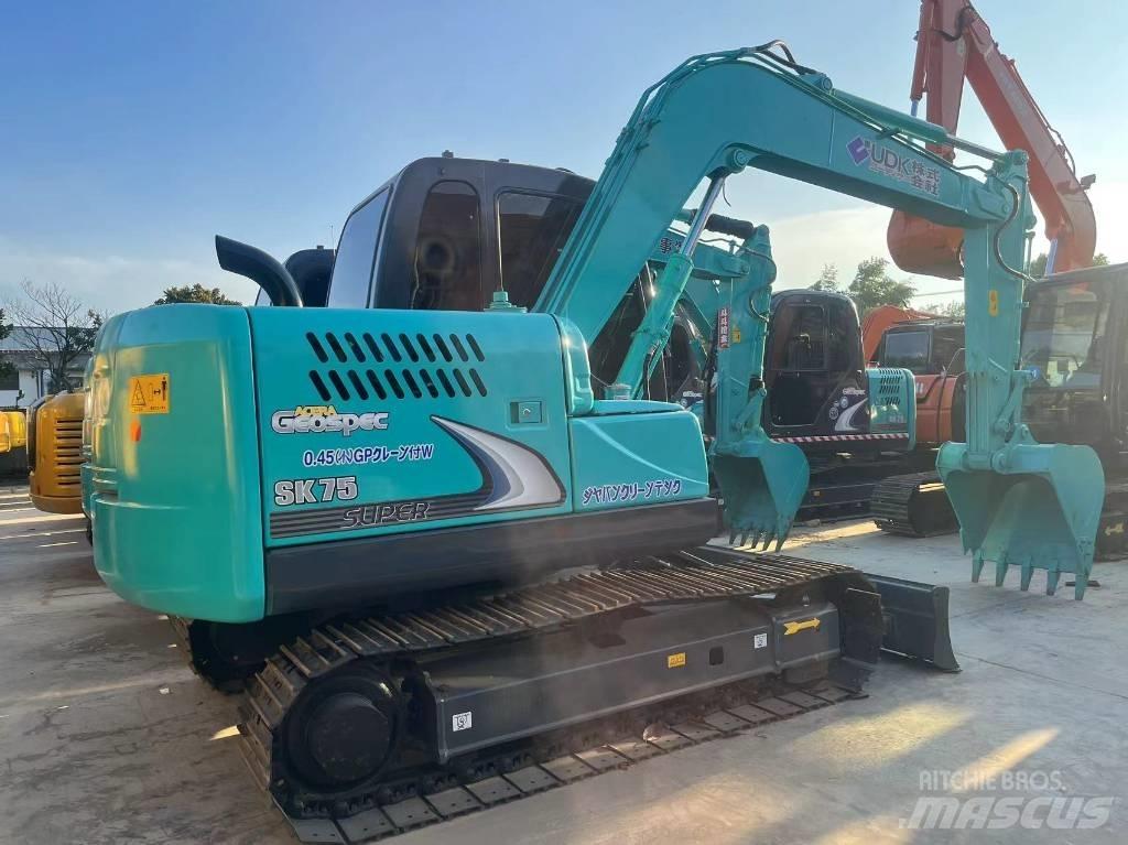 Kobelco SK75-8 Raupenbagger