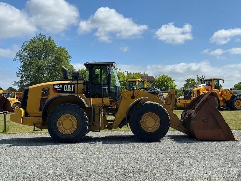 CAT 982 M Radlader
