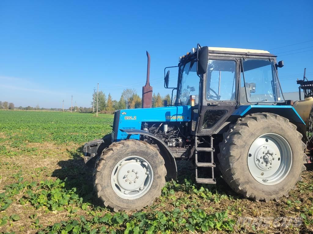 Belarus MTZ 892 Traktoren