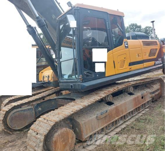Hyundai HX 300 AL Raupenbagger
