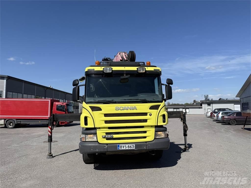 Scania P420 8X2 Kranwagen