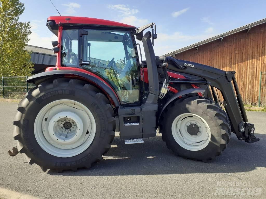 Valtra G 115 Active Traktoren