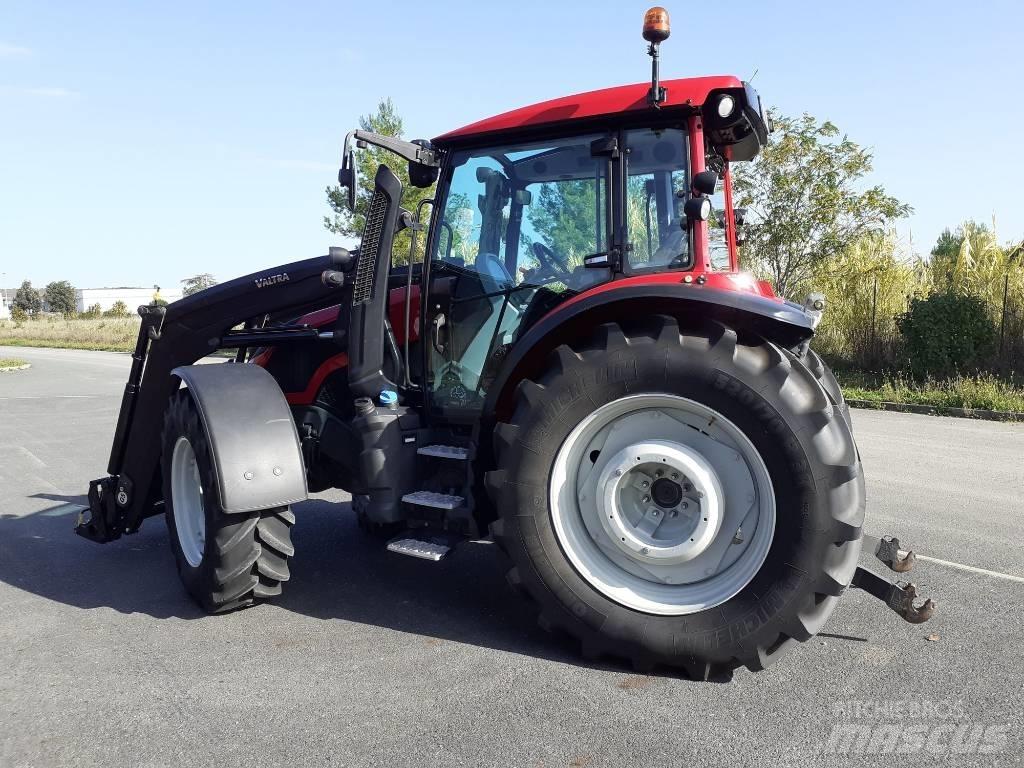 Valtra G 115 Active Traktoren