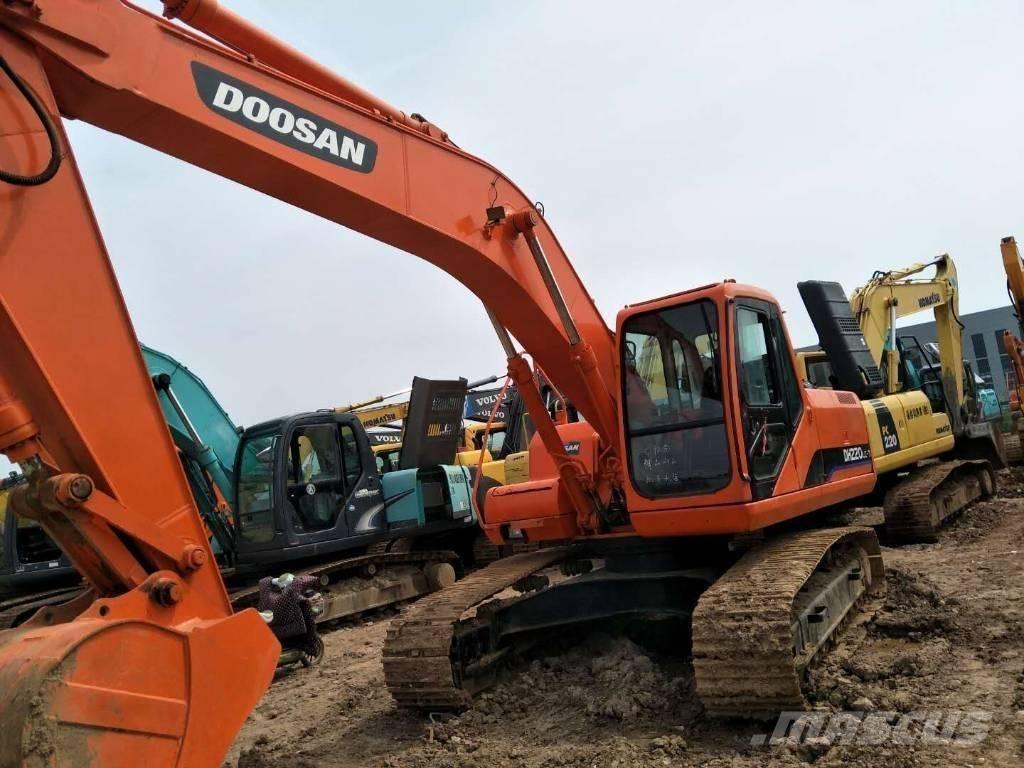 Doosan 225 Raupenbagger