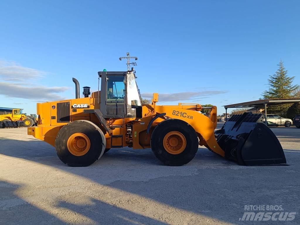 CASE 821C XR Radlader