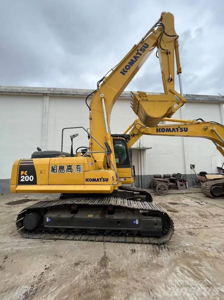 Komatsu PC 200-8N1 Raupenbagger