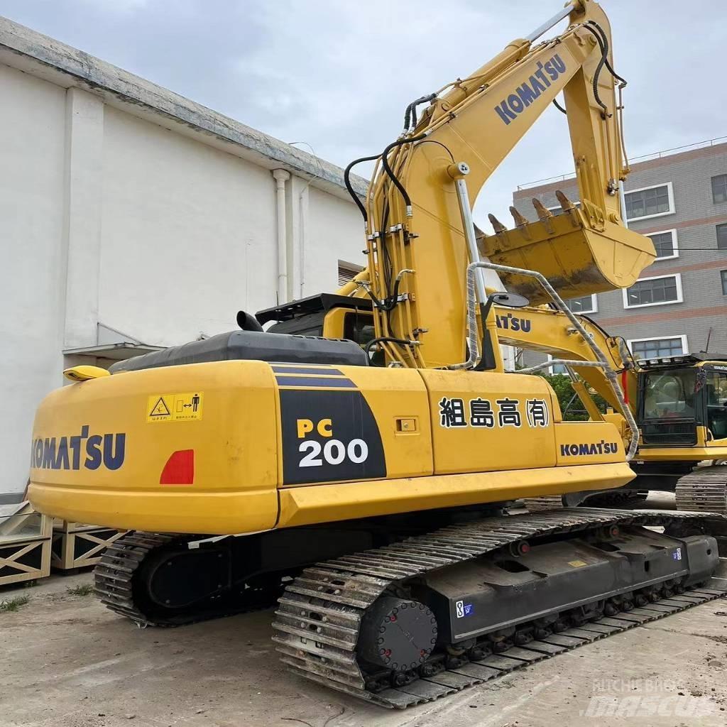 Komatsu PC 200-8N1 Raupenbagger