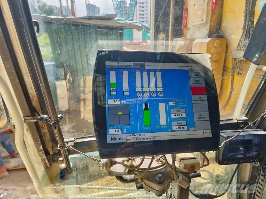 Bauer BG 36 Schwere Bohrgeräte