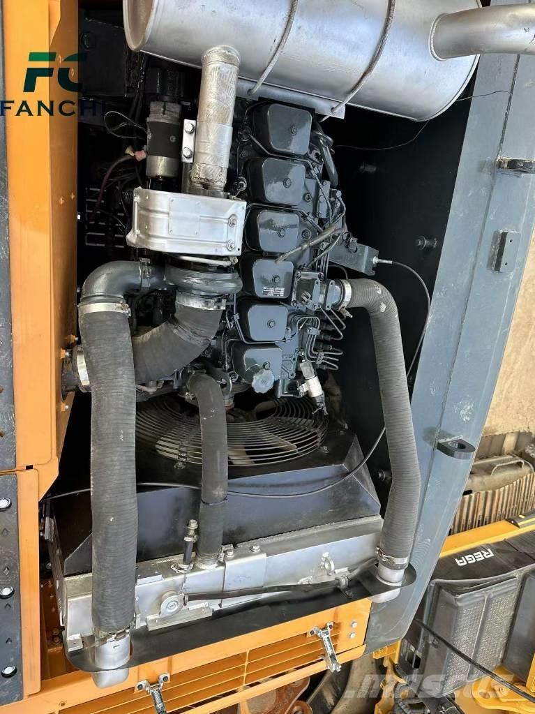 Hyundai 220LC-9S Raupenbagger