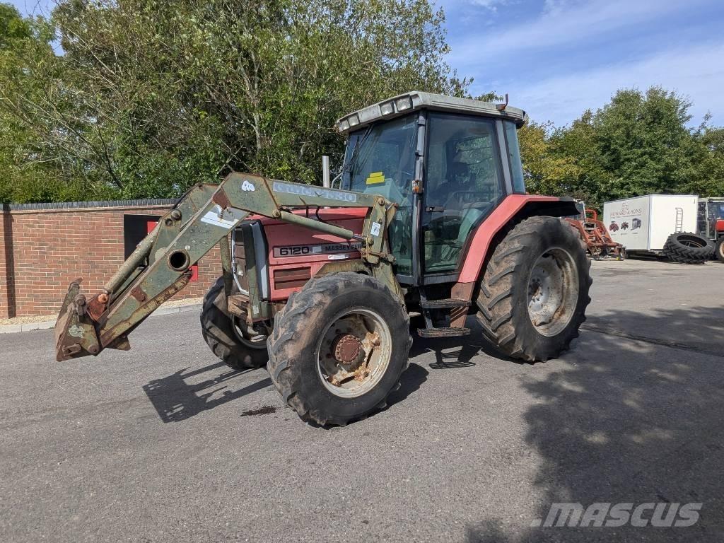 Massey Ferguson 6120 Traktoren