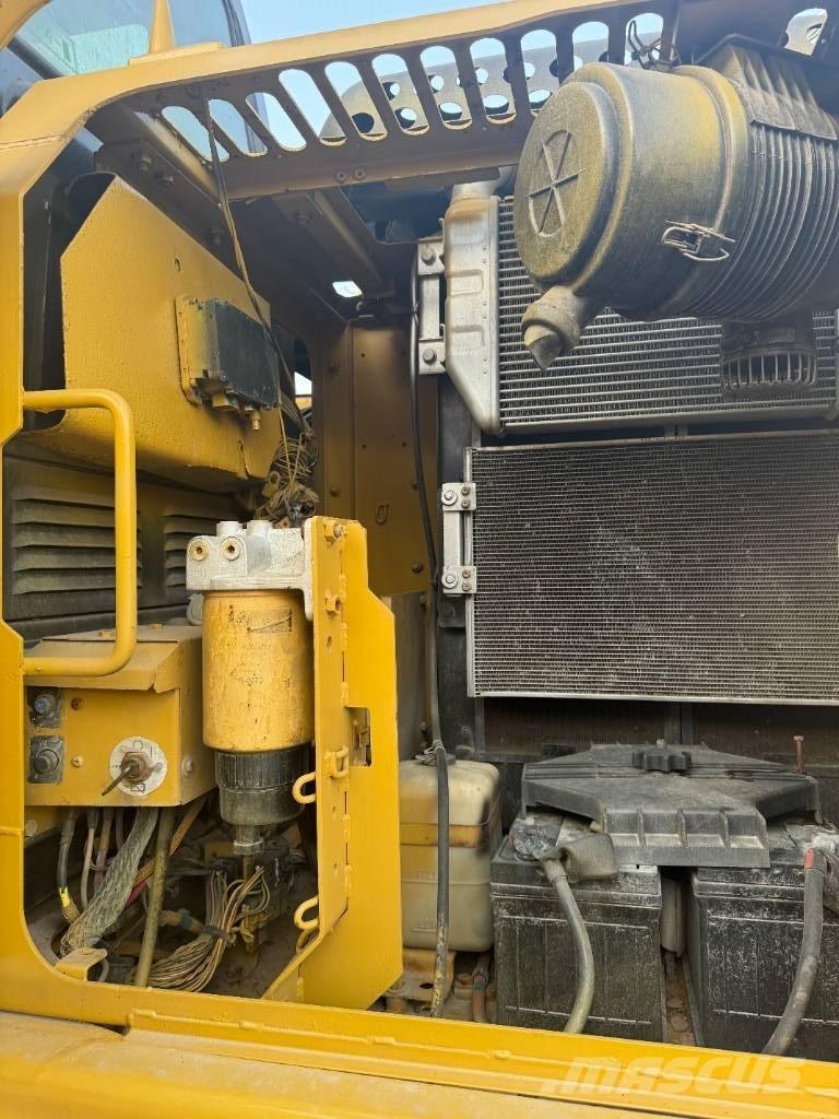 CAT 313 D Raupenbagger